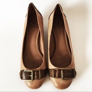 🔻 Lucky Brand Buckle Toe Low Wedge Flats 8.5